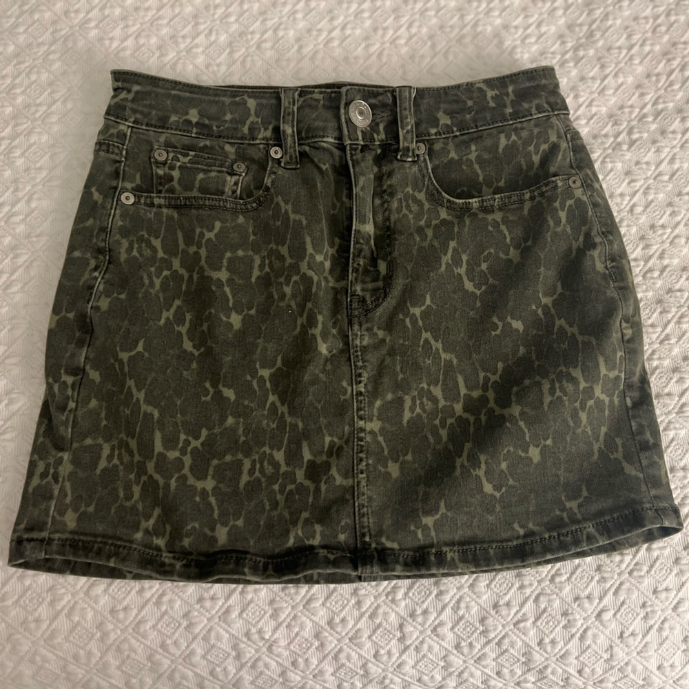 American Eagle denim print skirt